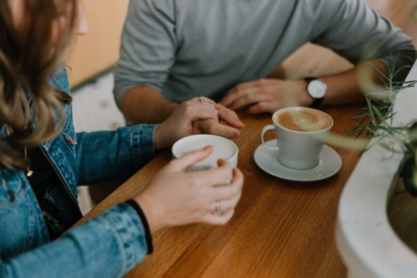 Fragen die Du beim ersten Date nie stellen solltest